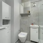 Stylish Near Hala Arena By Renters Apartament